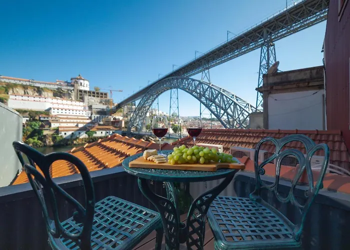 Ponte D Luis I Apartments